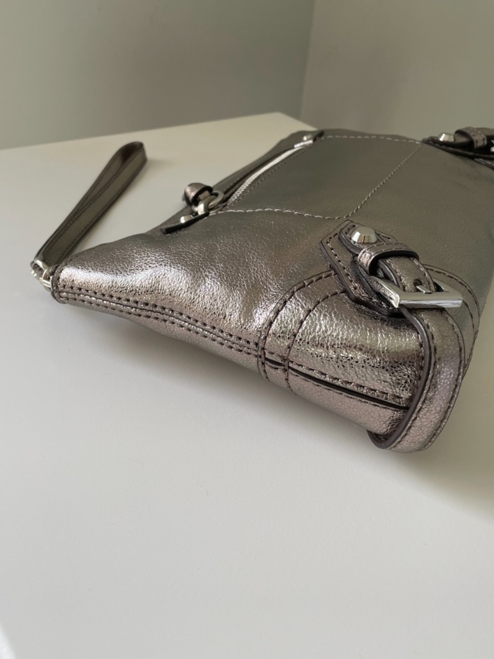 Michael Kors Fallon Wristlet Clutch - Picture 5 of 13